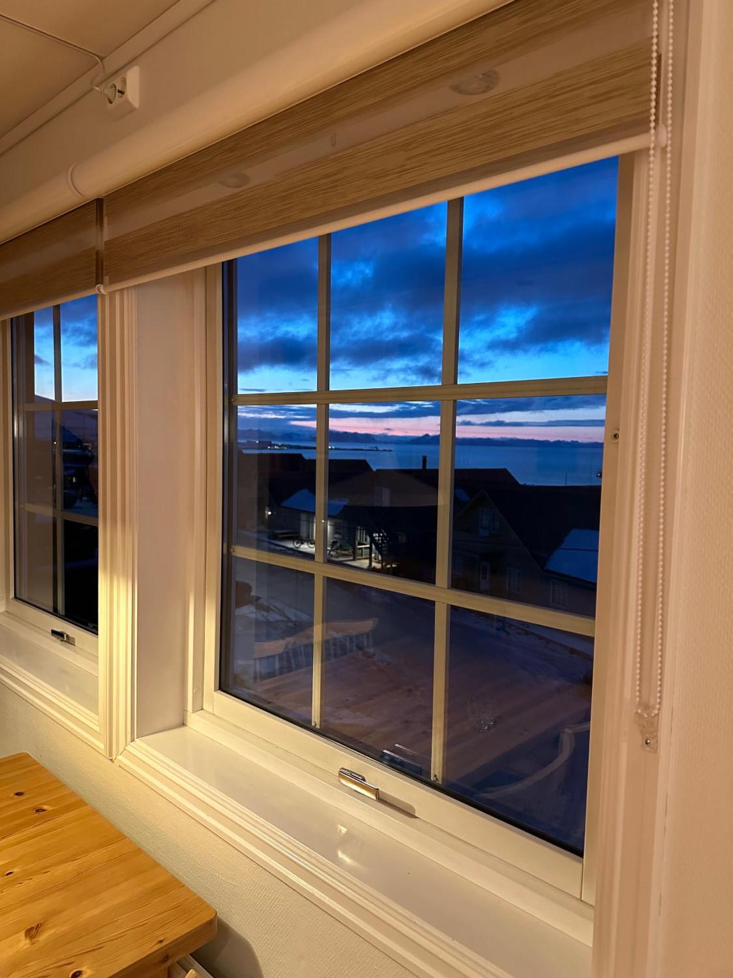 Haugen Pensjonat Svalbard Longyearbyen Buitenkant foto