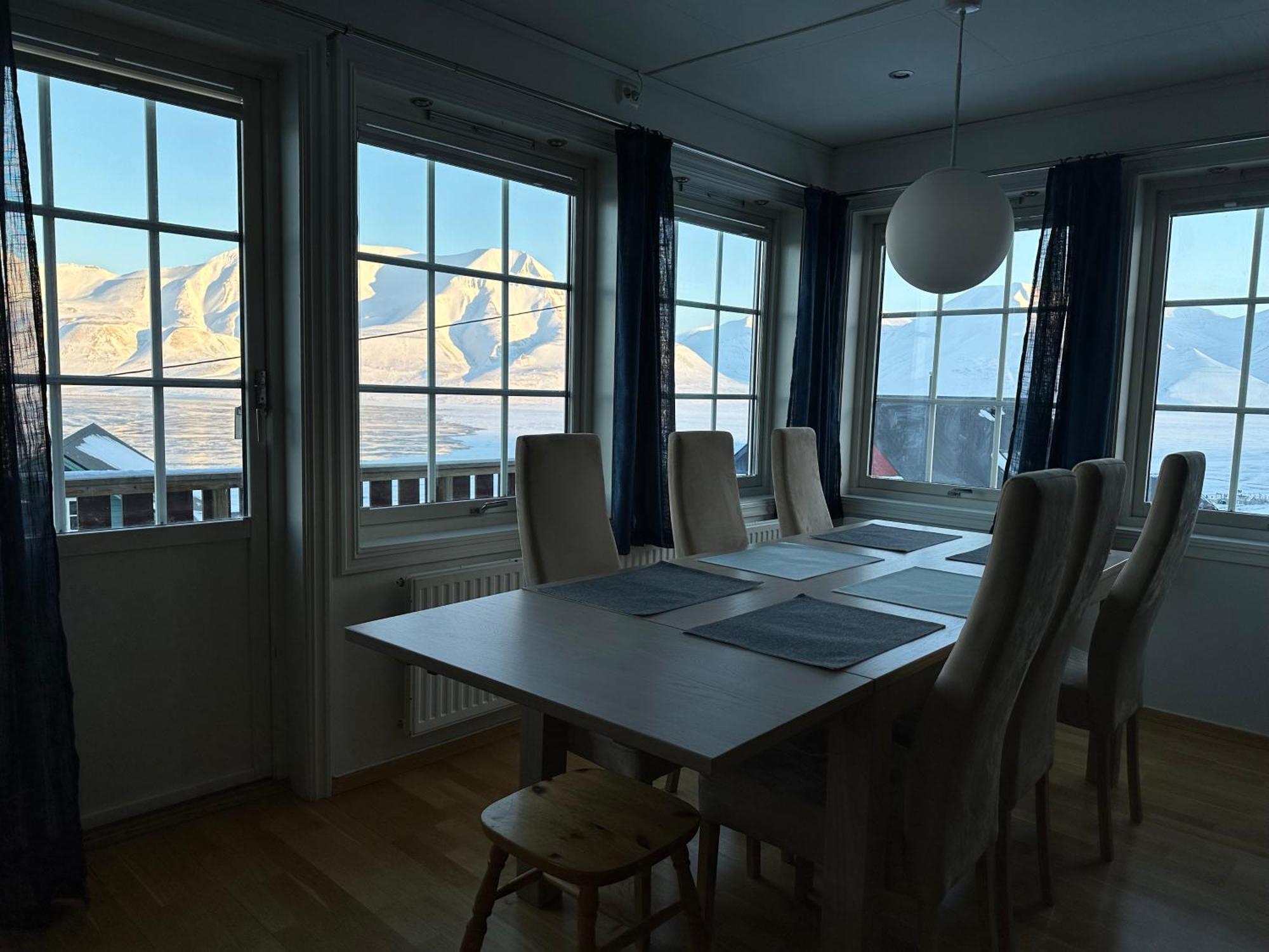 Haugen Pensjonat Svalbard Longyearbyen Kamer foto
